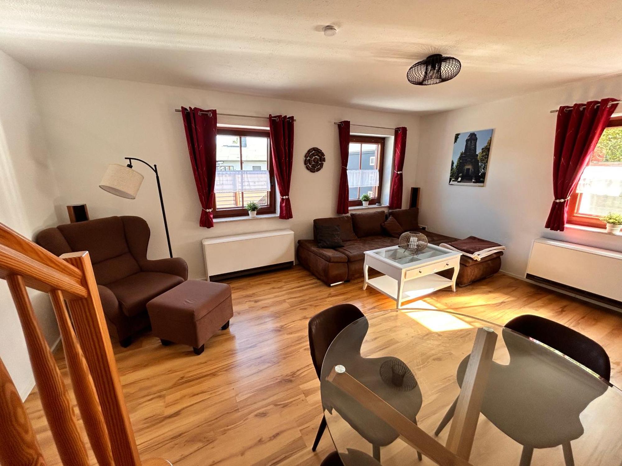 Ferienwohnung Mit Gartennutzung, Garage Und Wallbox Ebersbach-Neugersdorf Экстерьер фото